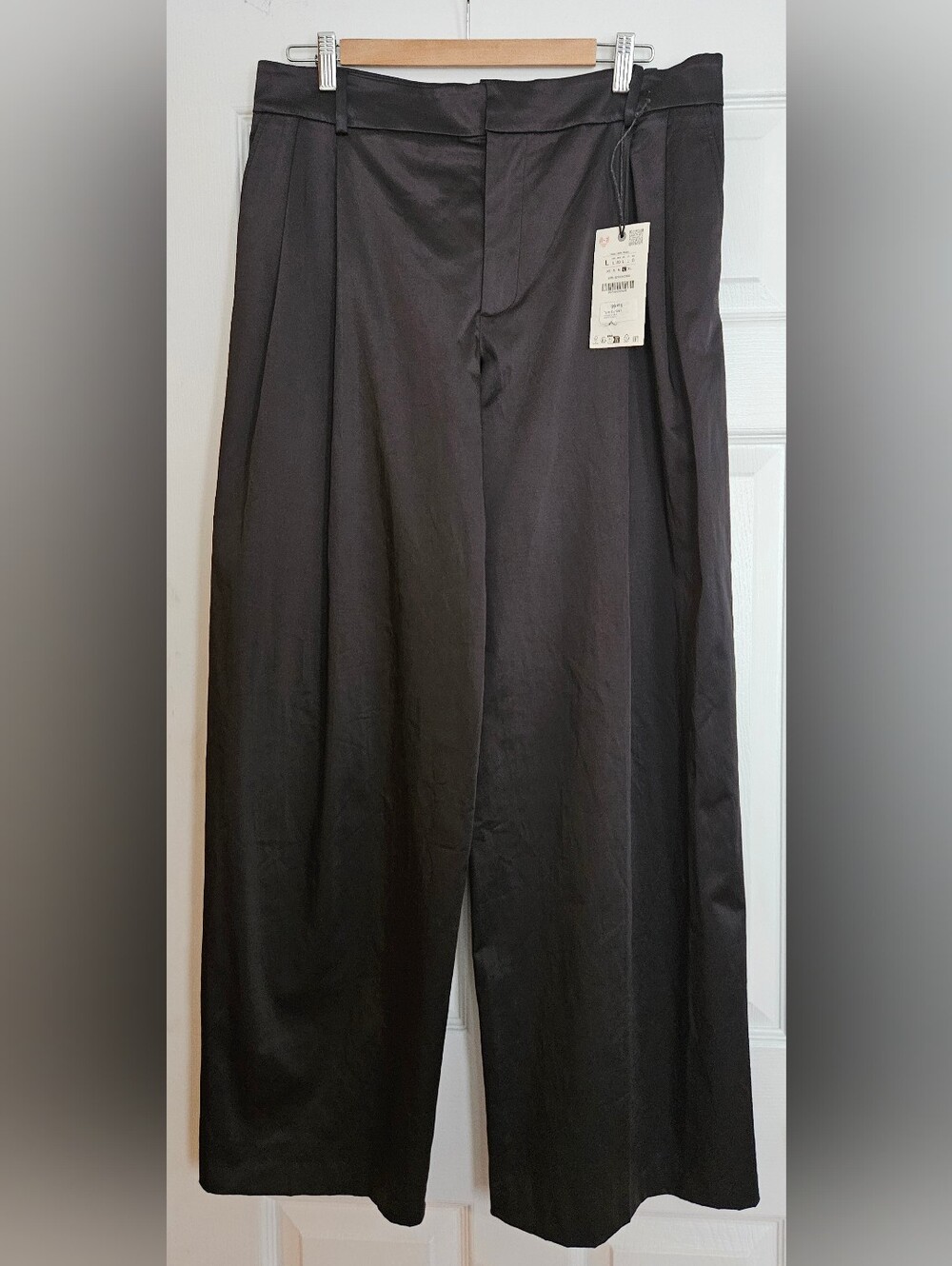 Elegant Zara Black Wide-Leg Trousers. Size L. NWT.